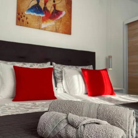 Апартаменти Lantana Hvar