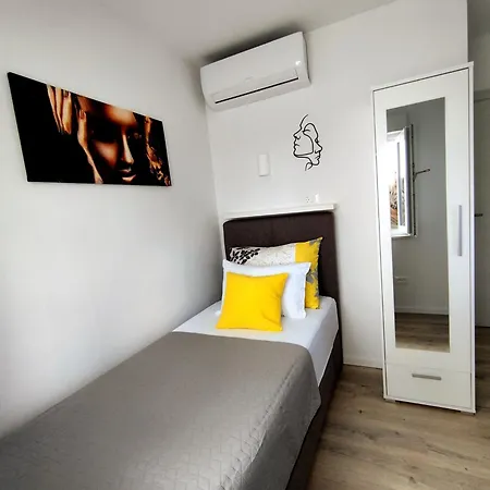 Lantana Hvar * Hvar Town