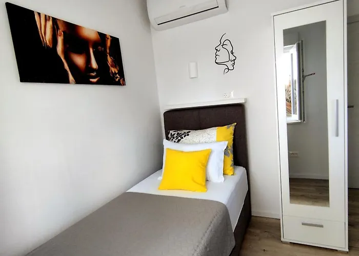 Lantana Hvar * Hvar Town